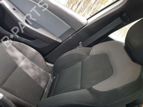 Used Right front seat RENAULT CLIO V (B7_) [2019-2025]  19159259