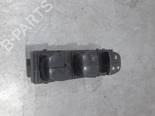 Left front window switch NISSAN PULSAR Hatchback (C13) 1.5 dCi | BP26976863I27
