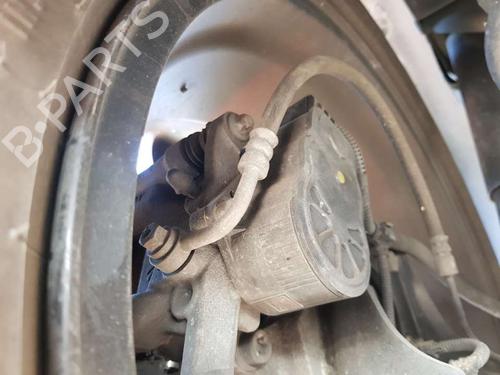 Used Left rear brake caliper PEUGEOT 5008 II (MC_, MJ_, MR_, M4_) [2016-2025]  17031682