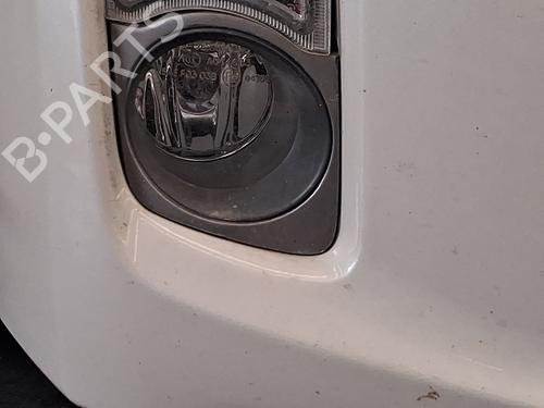 Used Right front fog light Right front fog light 39563999 39563999