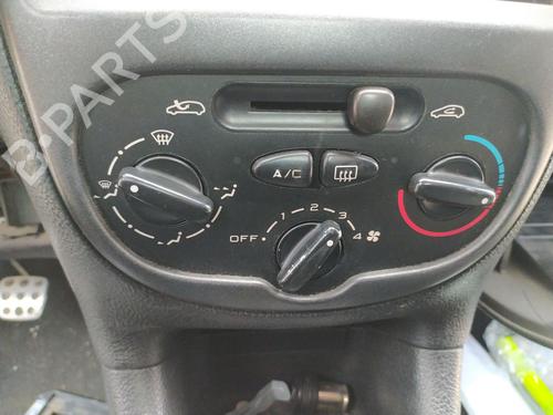 climate-control-peugeot-206-cc-2d-2000-2001-2002-2003-2004-2005-2006-2007-2008-32141800 main image