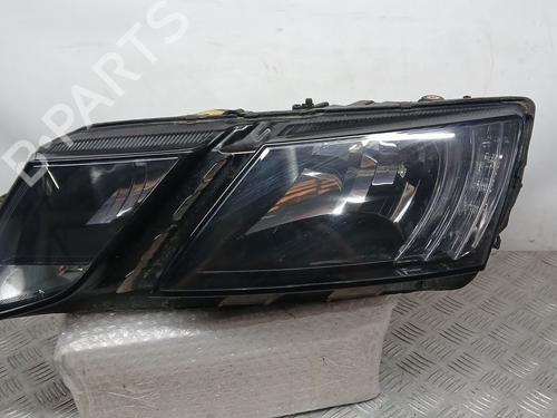 left-headlight-skoda-octavia-iii-combi-5e5-5e6-2012-2013-2014-2015-2016-2017-2018-2019-2020-27681629 main image