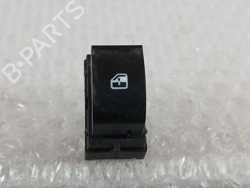 right-front-window-switch-fiat-500l-351_-352_-2012-26525521 main image