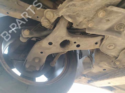 Used Right front suspension arm TOYOTA AVENSIS Estate (_T27_) 2.0 D-4D (ADT270_, ADT270R) (124 hp) 24673619
