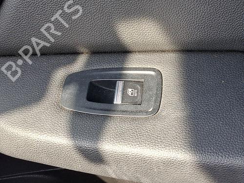 Used Right front window switch Right front window switch 37158409 37158409