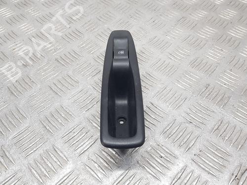 Mando elevalunas trasera derecho RENAULT CAPTUR I (J5_, H5_) 1.2 TCe 120 (120 hp) 29307923