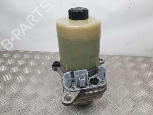 Used Steering pump FORD FOCUS II (DA_, HCP, DP) [2004-2013]  16371641