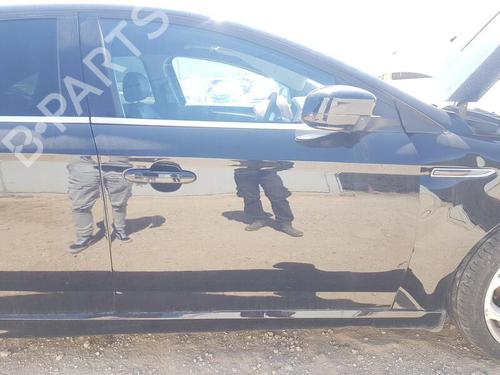 Used Right front door FORD MONDEO IV (BA7) 2.0 TDCi (140 hp) 25027794