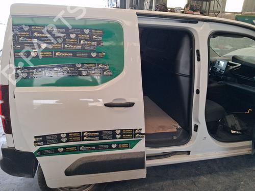 Used Right slide door Right slide door 37800291 37800291