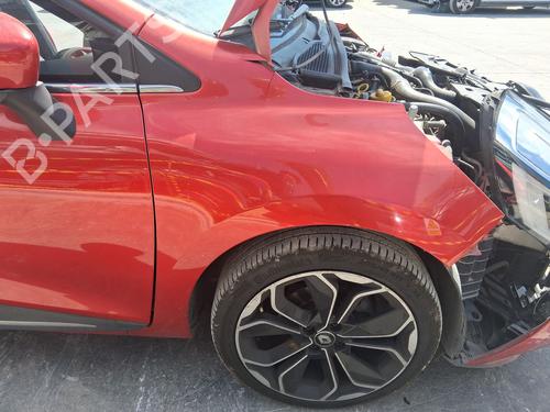 right-front-fenders-renault-clio-iv-bh_-2012-2013-2014-2015-2016-2017-2018-2019-2020-2021-37217239 main image