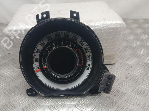 Used Instrument cluster FIAT 500 C (312_) 1.0 Mild Hybrid (312.AYD1B) (69 hp) 30202232