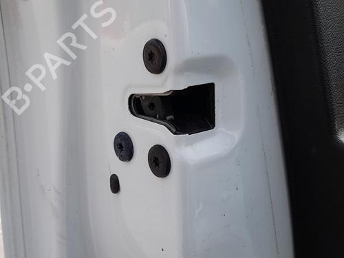 front-left-lock-renault-clio-v-b7_-2019-34223650 main image