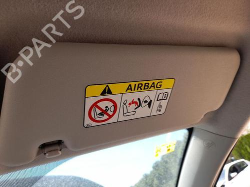Used Right sun visor TOYOTA YARIS (_P13_) 1.5 Hybrid (NHP130_, NHP130) (101 hp) 26395856