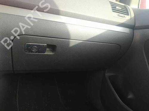 Used Glove box VW GOLF V (1K1) [2003-2010]  22182544