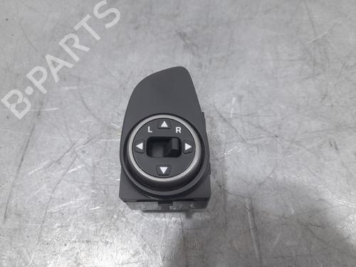 Mando retrovisor HYUNDAI i20 II (GB, IB) 1.2 (84 hp) 32505388