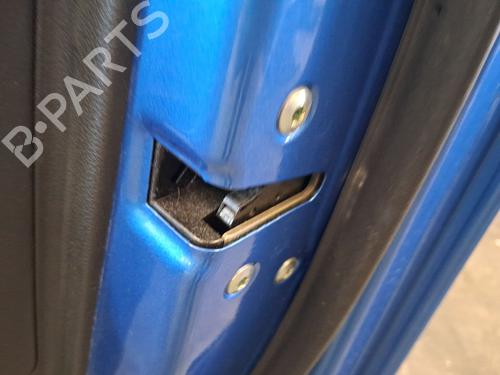 hjre-fortil-las-hyundai-i30-fastback-pde-pden-2017-38348128 main image
