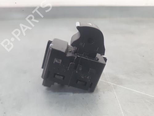 Venstre bagtil elrude kontakt Venstre bagtil elrude kontakt FORD ECOSPORT 1.0 EcoBoost (125 hp) 37273504 37273504