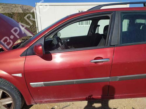Used Left front door RENAULT MEGANE II Estate (KM0/1_) [2003-2012]  25157686