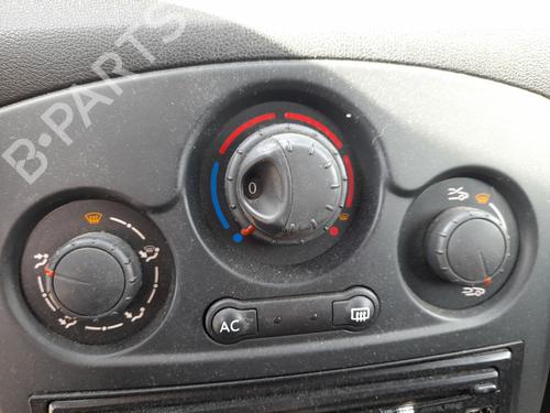 AC Styreenhet / Manøvreringsenhet RENAULT CLIO III (BR0/1, CR0/1) 1.5 dCi (75 hp) 29891097