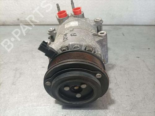 Used AC compressor FORD FIESTA VI (CB1, CCN) [2008-2017]  5676648