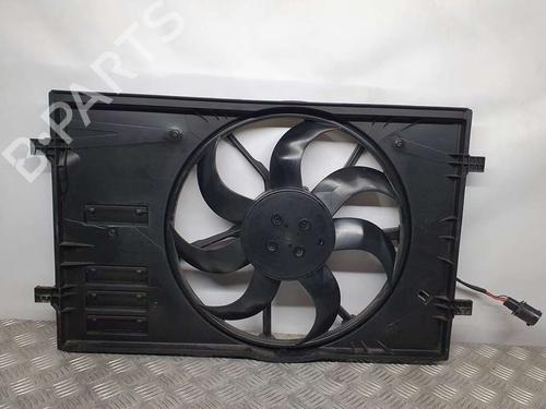 Used Radiator fan AUDI A3 Limousine (8YS, 8YM) 35 TDI (150 hp) 17481528
