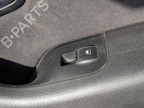 right-front-window-switch-audi-a4-b7-8ec-2004-2005-2006-2007-2008-2009-33983543 main image