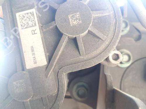 Used Right rear brake caliper Right rear brake caliper MAZDA CX-30 (DM) SKYACTIV-X M Hybrid (DMFP) (179 hp) 25820660 25820660