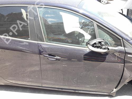 Dør højre fortil Dør højre fortil PEUGEOT 208 I (CA_, CC_) 1.2 VTI 82 (82 hp) 36498684 36498684