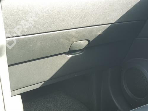 Used Glove box Glove box NISSAN QASHQAI / QASHQAI +2 I (J10, NJ10, JJ10E) 2.0 dCi (150 hp) 10728235 10728235