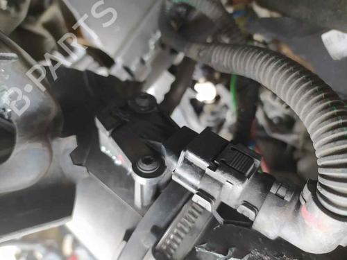 Used Mass air flow sensor RENAULT TRAFIC III Van (FG_) [2014-2025]  23956799