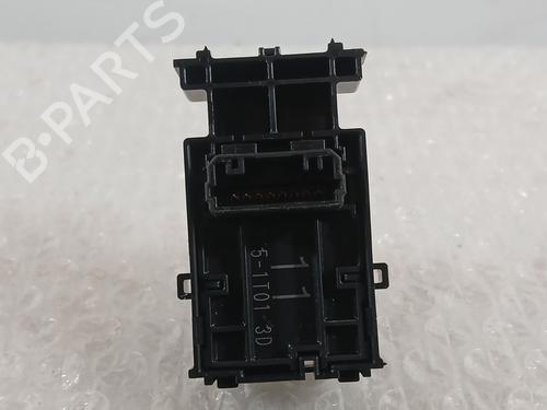 Right front window switch TOYOTA COROLLA Estate (_E21_) 1.8 Hybrid (ZWE211) | BP33622413I26 - Image 2