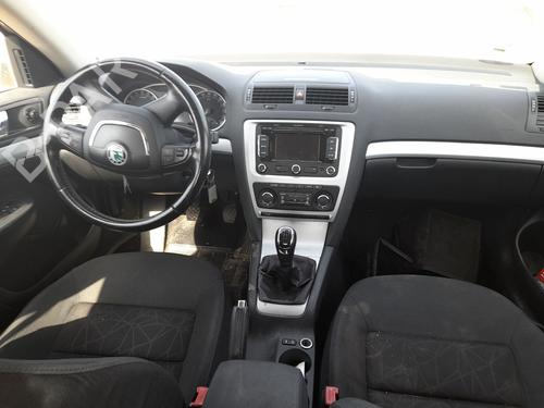 Left mirror SKODA OCTAVIA II (1Z3) 1.6 TDI | BP26582723C26 