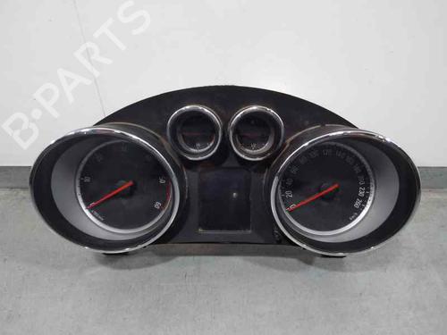 Used Instrument cluster OPEL ZAFIRA TOURER C (P12) [2011-2025]  15765647