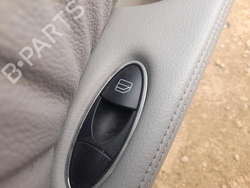 Used Right rear window switch MERCEDES-BENZ E-CLASS (W211) E 320 CDI (211.026) (204 hp) 26959093