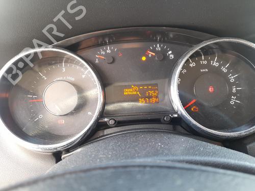 Used Instrument cluster PEUGEOT 5008 (0U_, 0E_) 1.6 BlueHDi 120 (120 hp) 31888383