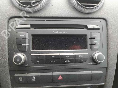 Used Radio AUDI A3 (8P1) [2003-2013]  25335035