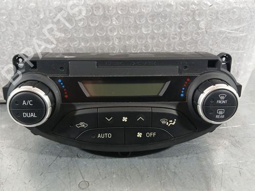 Used Climate control Climate control TOYOTA YARIS (_P13_) 1.5 Hybrid (NHP130_, NHP130) (101 hp) 39474619 39474619