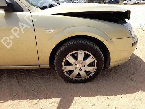 Used Right front fenders FORD MONDEO III (B5Y) 2.0 TDCi (130 hp) 27151296