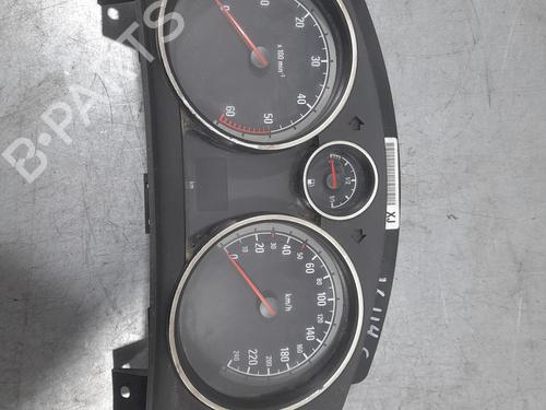 Used Instrument cluster OPEL ZAFIRA / ZAFIRA FAMILY B (A05) [2005-2019]  22644167