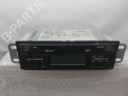 Used Radio RENAULT TRAFIC III Van (FG_) 1.6 dCi 115 (FGMD) (116 hp) 26959975
