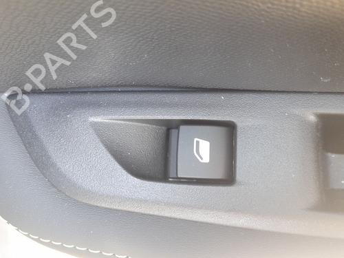 Used Right rear window switch Right rear window switch PEUGEOT 208 II (UB_, UP_, UW_, UJ_) 1.2 PureTech 100 (101 hp) 34156051 34156051