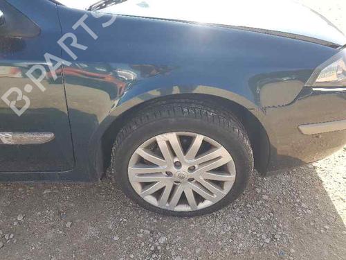 Used Right front fenders RENAULT LAGUNA II Grandtour (KG0/1_) [2001-2007]  22972440
