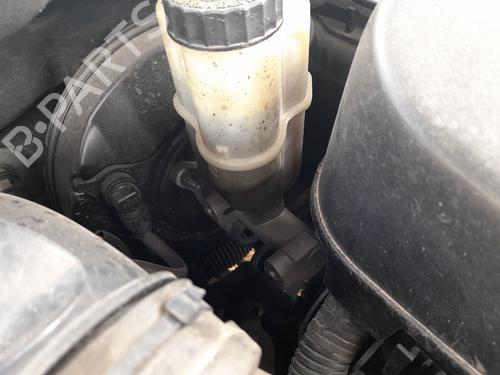Used Brake master cylinder PEUGEOT 407 (6D_) 2.0 HDi 135 (6DRHRH, 6DRHRE, 6DRHRG, 6DRHRJ) (136 hp) 25725422