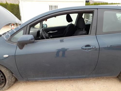 Used Left front door TOYOTA AURIS (_E15_) 1.4 D-4D (NDE150_, NDE150R) (90 hp) 29527883