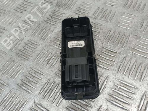 Left rear window switch LAND ROVER DISCOVERY III (L319)  | BP18259272I29 