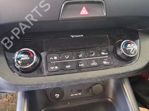 Used Climate control Climate control 38348079 38348079
