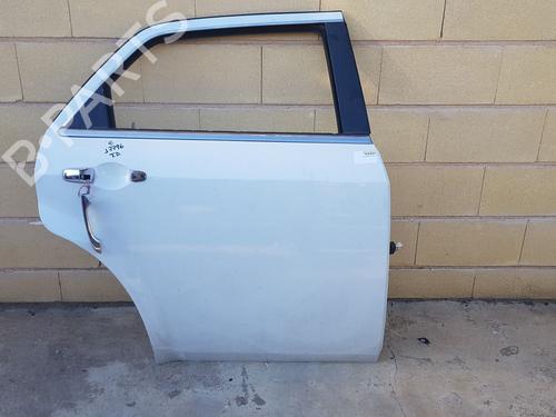 Used Right rear door Right rear door 37217071 37217071