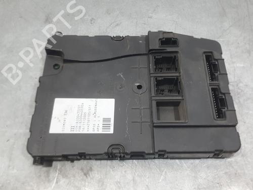 Used Fuse box Fuse box RENAULT MEGANE II (BM0/1_, CM0/1_) 1.4 16V (BM0B, CM0B) (98 hp) 34699792 34699792