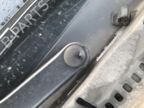 Used Front wiper motor SEAT IBIZA IV (6J5, 6P1) 1.6 TDI (90 hp) 28168698