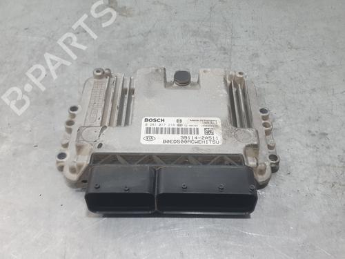 engine-control-unit-ecu-kia-ceed-hatchback-ed-2006-2007-2008-2009-2010-2011-2012-34441452 main image
